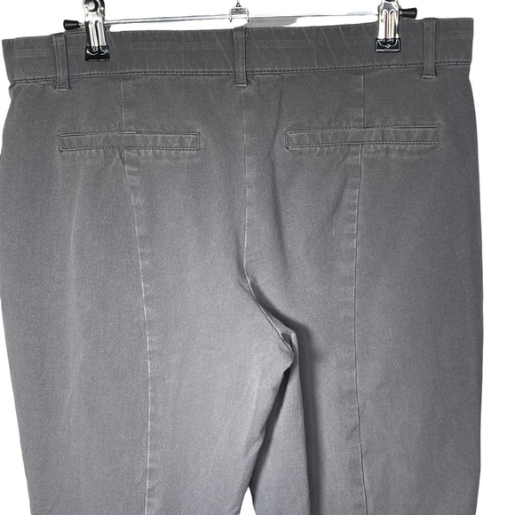 Isaac Mizrahi Live Womens Size 10 P Gray  Solid BootCut Khaki Pants - Picture 7 of 10